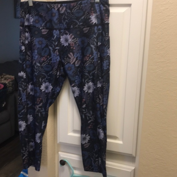 VOGO Athletica Pants & Jumpsuits Vogo Athletics Dri Fit Navy And